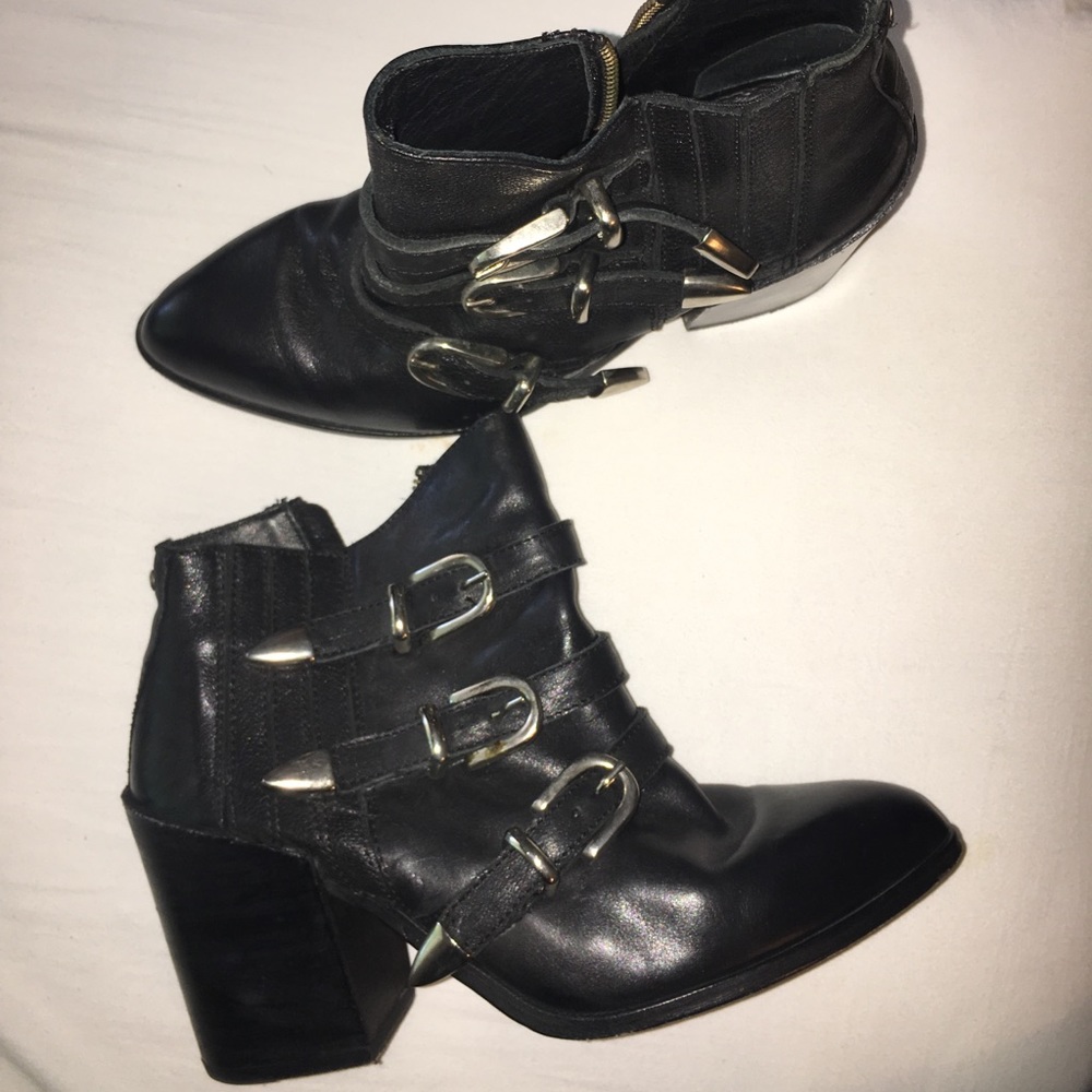 Baske California Buckled Boots